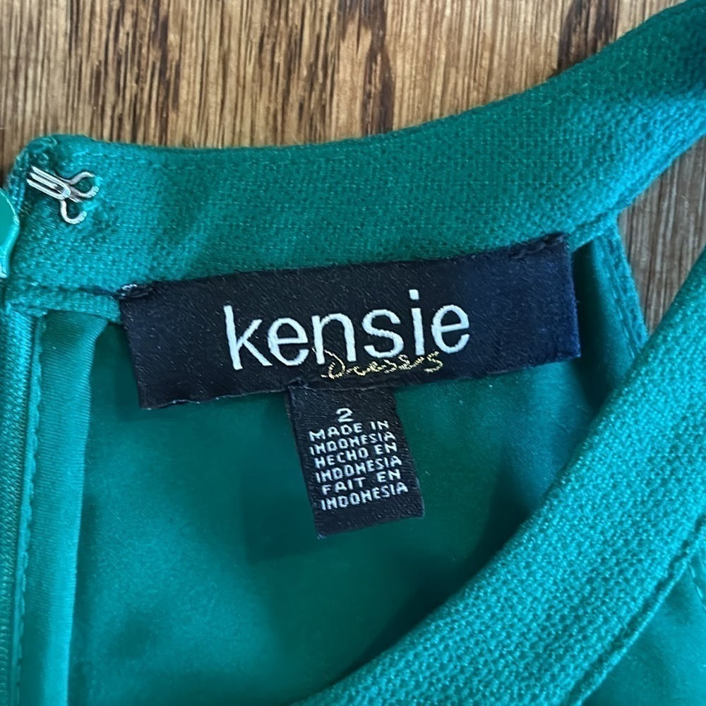 Kensie halter tank dress with pleated hem. Size 2. Kelly green - Picture 8 of 11